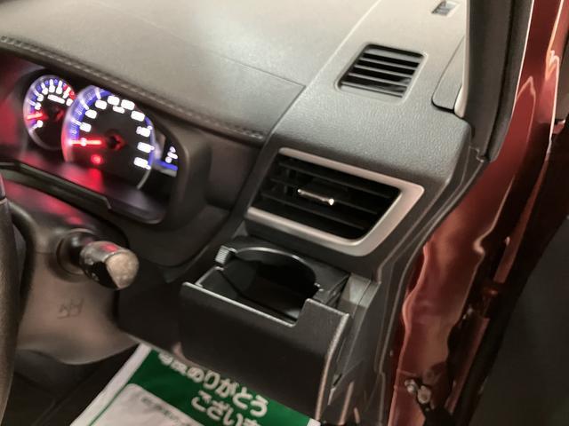 トールカスタムＧ　リミテッド　ＳＡIII／９インチナビ／Ｐモニター１年間走行距離無制限保証／９インチナビ／パノラマモニター／ステアリングスイッチ／ＥＴＣ／ドラレコ／クルコン／前席シートヒーター／両側パワースライドドア／ＬＥＤヘッドライト・フォグ／キーフリー（大阪府）の中古車