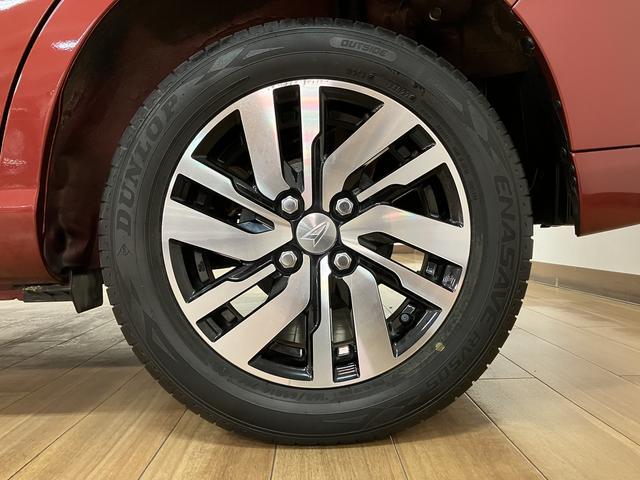 トールカスタムＧ　リミテッド　ＳＡIII／９インチナビ／Ｐモニター１年間走行距離無制限保証／９インチナビ／パノラマモニター／ステアリングスイッチ／ＥＴＣ／ドラレコ／クルコン／前席シートヒーター／両側パワースライドドア／ＬＥＤヘッドライト・フォグ／キーフリー（大阪府）の中古車