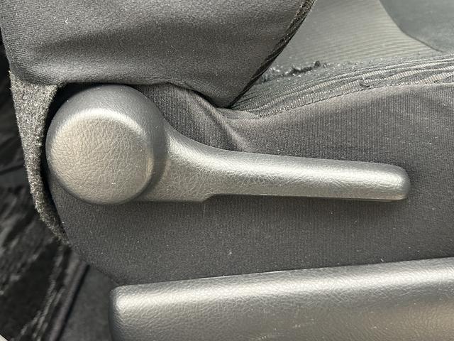 ミラカスタムＸ／１年間走行距離無制限保証／走行４．２万ｋｍ／新品ナビ１年間走行距離無制限保証／走行４．２万ｋｍ／ＣＶＴ車／新品ナビ／ＥＴＣ／電動格納ミラー／オートエアコン／キーフリー（大阪府）の中古車