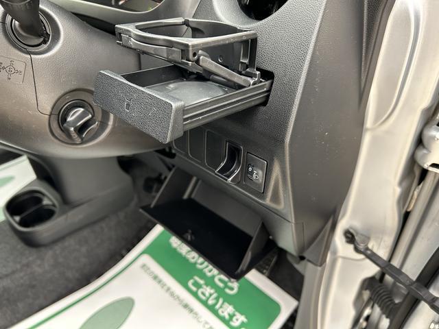 ミラカスタムＸ／１年間走行距離無制限保証／走行４．２万ｋｍ／新品ナビ１年間走行距離無制限保証／走行４．２万ｋｍ／ＣＶＴ車／新品ナビ／ＥＴＣ／電動格納ミラー／オートエアコン／キーフリー（大阪府）の中古車