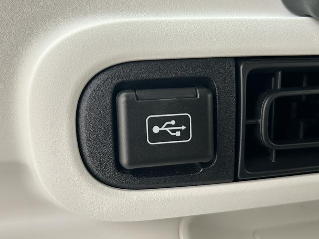 ムーヴキャンバスストライプスＧ／Ｒ７年式／走行０．７万ｋｍ／ナビ／ＰモニターＲ７年式／走行０．７万ｋｍ／ナビゲーション／パノラマモニター／ＥＴＣ／ナビ連動前後ドラレコ／前席シートヒーター／両側パワースライドドア／ＬＥＤヘッドライト・フォグランプ／オートエアコン／キーフリー（大阪府）の中古車