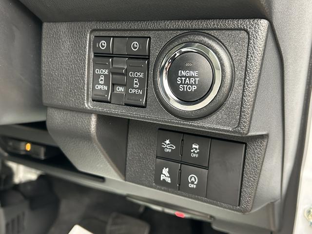 ムーヴキャンバスストライプスＧ／Ｒ７年式／走行０．７万ｋｍ／ナビ／ＰモニターＲ７年式／走行０．７万ｋｍ／ナビゲーション／パノラマモニター／ＥＴＣ／ナビ連動前後ドラレコ／前席シートヒーター／両側パワースライドドア／ＬＥＤヘッドライト・フォグランプ／オートエアコン／キーフリー（大阪府）の中古車