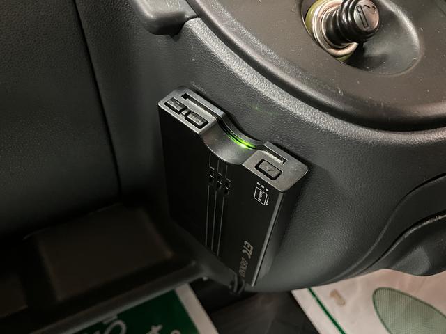 ハイゼットカーゴＤＸ／１年間走行距離無制限保証／ＥＴＣ／キーレスエントリー１年間走行距離無制限保証／４速ＡＴ車／ＡＭ・ＦＭチューナー／ＥＴＣ／前席パワーウインドー／スモークガラス／キーレスエントリー（大阪府）の中古車