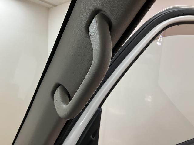 ハイゼットカーゴＤＸ／１年間走行距離無制限保証／ＥＴＣ／キーレスエントリー１年間走行距離無制限保証／４速ＡＴ車／ＡＭ・ＦＭチューナー／ＥＴＣ／前席パワーウインドー／スモークガラス／キーレスエントリー（大阪府）の中古車