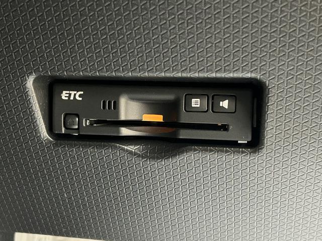 タントカスタムRSスタイルセレクション/2.0万km/9インチナビ走行2.0万km/9インチナビ/バックカメラ/ステアリングスイッチ/ETC/ナビ連動前後ドラレコ/クルーズコントロール/前席シートヒーター/両側パワースライドドア/LEDヘッドライト・フォグランプ(大阪府)の中古車