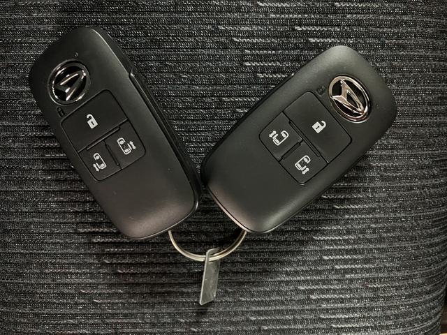 ムーヴRS/R8年式/届出済未使用車/25年モデルナビ/クルコン届出済未使用車/R8年式/走行4Km/25年モデルナビ/バックカメラ/ステアリングスイッチ/クルーズコントロール/両側パワースライドドア/LEDヘッドライト・フォグランプ/オートエアコン/キーフリー(大阪府)の中古車