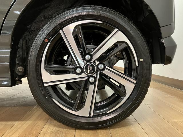 ムーヴRS/R8年式/届出済未使用車/25年モデルナビ/クルコン届出済未使用車/R8年式/走行4Km/25年モデルナビ/バックカメラ/ステアリングスイッチ/クルーズコントロール/両側パワースライドドア/LEDヘッドライト・フォグランプ/オートエアコン/キーフリー(大阪府)の中古車