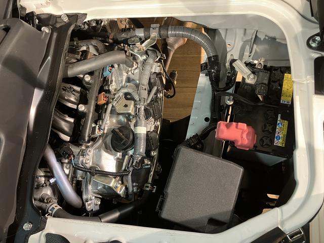 ハイゼットカーゴスペシャル／新車保証継承／走行０．５万ｋｍ／スマートアシスト新車保証継承／ＡＭ・ＦＭチューナー／前席パワーウインドー／オートライト／エアコン／パワステ／スマートアシスト／クリアランスソナー／オートマチックハイビーム／アイドリングストップ（大阪府）の中古車
