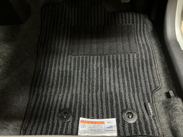 ミラトコットGリミテッド SAIII/走行1.0万km/ナビ/パノラマM走行1.0万km/ナビゲーション/パノラマモニター/ステアリングスイッチ/前席シートヒーター/USBアダプター/LEDヘッドライト/ミニライトアルミ/オートエアコン/キーフリー/クリアランスソナー(大阪府)の中古車