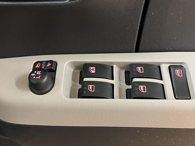 ミラトコットGリミテッド SAIII/走行1.0万km/ナビ/パノラマM走行1.0万km/ナビゲーション/パノラマモニター/ステアリングスイッチ/前席シートヒーター/USBアダプター/LEDヘッドライト/ミニライトアルミ/オートエアコン/キーフリー/クリアランスソナー(大阪府)の中古車