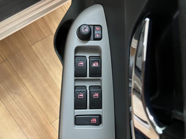 ブーンスタイル ホワイトリミテッド SAIII/ナビ/パノラマM走行1.3万km/ナビゲーション/パノラマモニター/ステアリングスイッチ/ETC/ナビ連動前後ドラレコ/LEDヘッドライト・フォグランプ/オートエアコン/キーフリー/USB・HDMIアダプター(大阪府)の中古車
