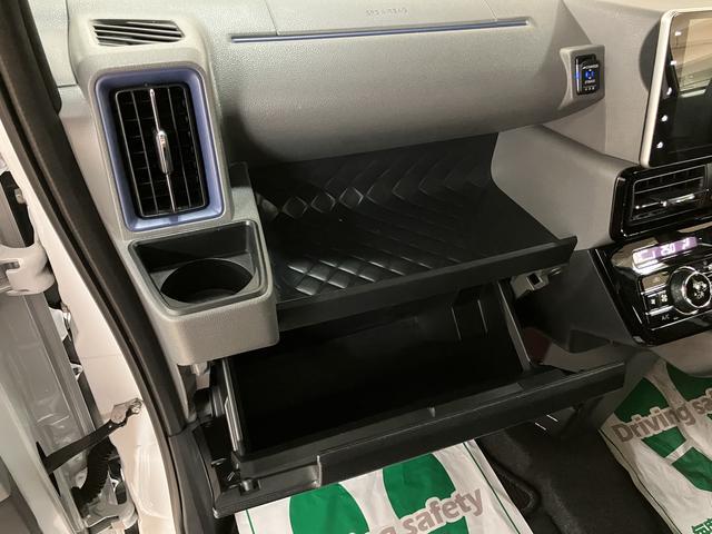 タントカスタムＲＳ／９インチナビ／パノラマモニター／クルコン１年間走行距離無制限保証／９インチナビ／パノラマモニター／ＥＴＣ／ナビ連動前後ドラレコ／クルーズコントロール／前席シートヒーター／両側パワースライドドア／ＬＥＤヘッドライト・フォグランプ／キーフリー（大阪府）の中古車