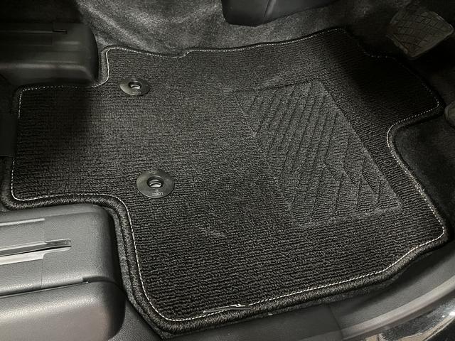 タントカスタムRSスタイルセレクション/9インチナビ/クルコン9インチナビ/バックカメラ/ETC/ナビ連動前後ドラレコ/クルーズコントロール/電動パーキングブレーキ/前席シートヒーター/両側パワースライドドア/LEDヘッドライト・フォグランプ/キーフリー(大阪府)の中古車