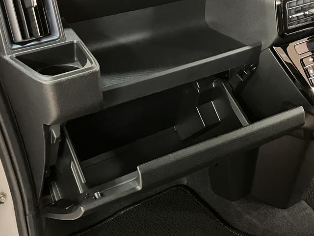 タントカスタムRS/走行1.8万km/ナビ/バックカメラ/ドラレコ走行1.8万km/ナビゲーション/バックカメラ/ステアリングスイッチ/ナビ連動前後ドラレコ/前席シートヒーター/電動パーキングブレーキ/両側パワースライドドア/LEDヘッド・フォグ/キーフリー(大阪府)の中古車