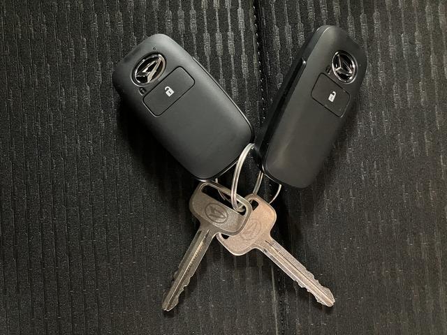 ハイゼットトラックジャンボエクストラ/R8年式/届出済未使用車/走行4km届出済未使用車/R8年式/走行4km/CVT車/4WD/LEDヘッドライト・フォグランプ/電動格納ミラー/パワーウィンドー/キーフリー/作業灯/スマートアシスト/クリアランスソナー/エコアイドル(大阪府)の中古車