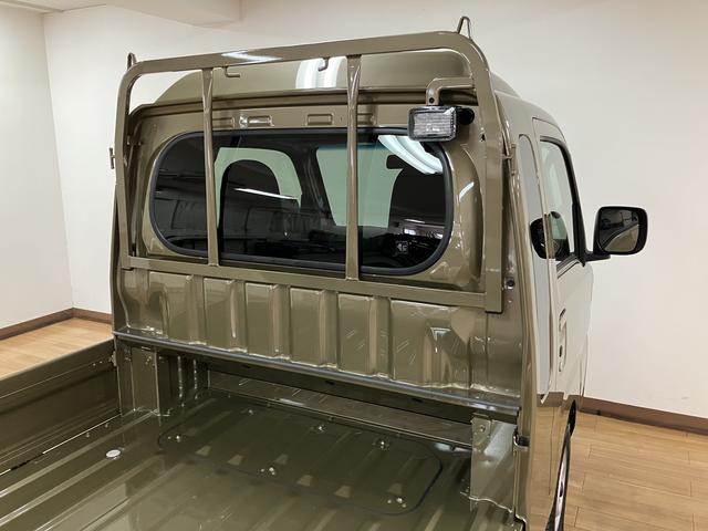 ハイゼットトラックジャンボエクストラ/R8年式/届出済未使用車/走行4km届出済未使用車/R8年式/走行4km/CVT車/4WD/LEDヘッドライト・フォグランプ/電動格納ミラー/パワーウィンドー/キーフリー/作業灯/スマートアシスト/クリアランスソナー/エコアイドル(大阪府)の中古車