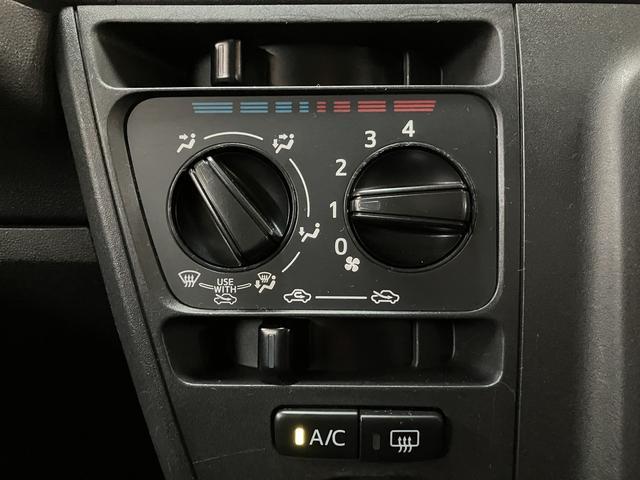 ハイゼットカーゴデラックスSAIII/1年間走行距離無制限保証/4速AT車1年間走行距離無制限保証/走行4.3万km/4速AT車/CDチューナー/前席パワーウインドー/スモークガラス/LEDヘッドライト/キーレスエントリー/スマートアシストIII/アイドリングストップ(大阪府)の中古車