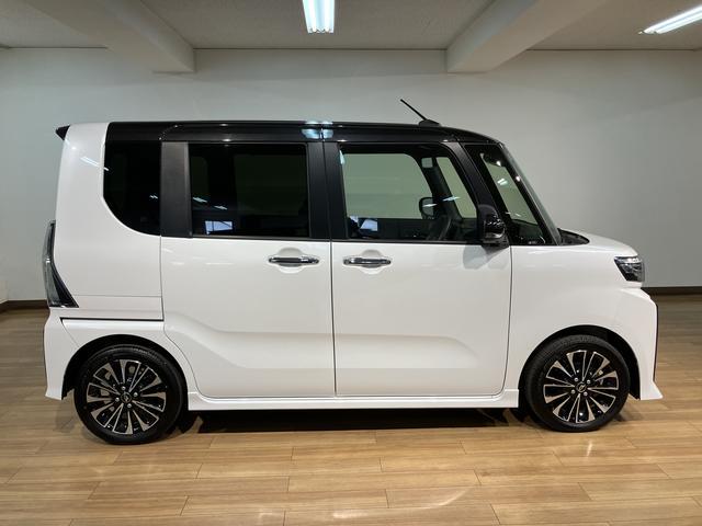 タントカスタムRS/走行1.0万km/パノラマモニター対応車走行1.0万km/パノラマモニター対応車/ステアリングスイッチ/前席シートヒーター/電動パーキングブレーキ/両側パワースライドドア/LEDヘッドライト・フォグランプ/オートエアコン/キーフリー(大阪府)の中古車