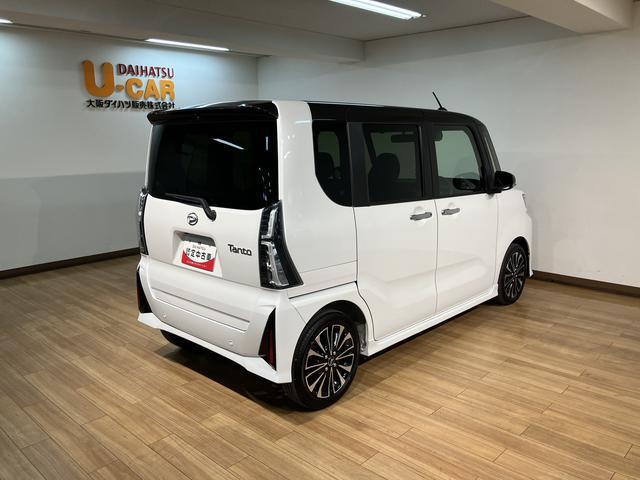 タントカスタムRS/走行1.0万km/パノラマモニター対応車走行1.0万km/パノラマモニター対応車/ステアリングスイッチ/前席シートヒーター/電動パーキングブレーキ/両側パワースライドドア/LEDヘッドライト・フォグランプ/オートエアコン/キーフリー(大阪府)の中古車