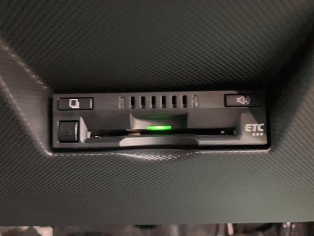 ロッキープレミアム/9インチナビ/バックカメラ/ETC/クルコン9インチナビ/バックカメラ/ステアリングスイッチ/ETC/ナビ連動前後ドラレコ/クルーズコントロール/前席シートヒーター/LEDヘッドライト・フォグランプ/アルミホイール/オートエアコン/キーフリー(大阪府)の中古車