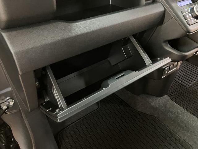 ムーヴＲＳ／届出済未使用車／Ｒ８年式／２２ｋｍ／ナビ／クルコン届出済未使用車／Ｒ８年式／走行２２ｋｍ／２５年モデルナビ／バックカメラ／クルーズコントロール／両側パワースライドドア／ＬＥＤヘッドライト・フォグランプ／アルミホイール／オートエアコン／キーフリー（大阪府）の中古車