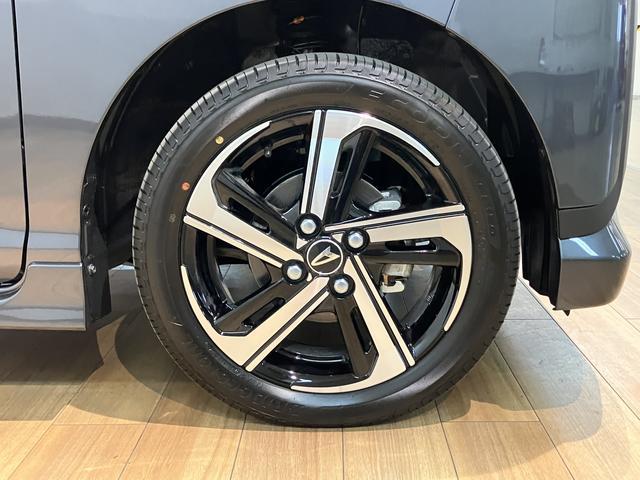 ムーヴＲＳ／届出済未使用車／Ｒ８年式／２２ｋｍ／ナビ／クルコン届出済未使用車／Ｒ８年式／走行２２ｋｍ／２５年モデルナビ／バックカメラ／クルーズコントロール／両側パワースライドドア／ＬＥＤヘッドライト・フォグランプ／アルミホイール／オートエアコン／キーフリー（大阪府）の中古車