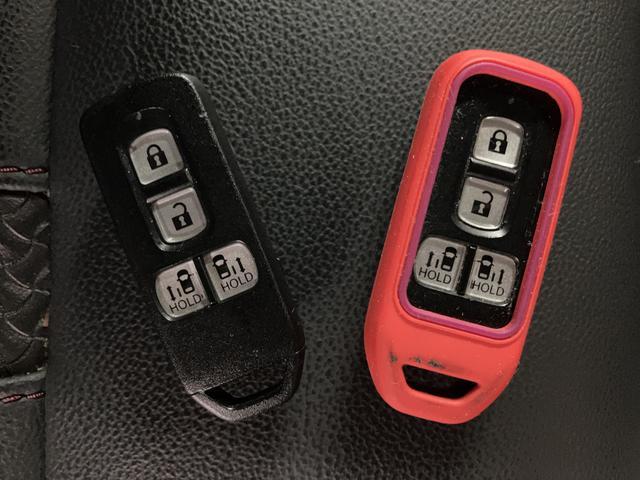 N−BOXカスタムLターボ/ホンダセンシング/9インチナビ/Bカメラ/クルコンホンダセンシング/9インチナビ/バックカメラ/ステアリングスイッチ/ETC/前後ドラレコ/クルーズコントロール/両側パワースライドドア/LEDヘッドライト/アルミホイール/オートエアコン/キーフリー(大阪府)の中古車