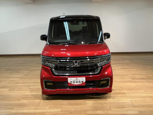 N−BOXカスタムLターボ/ホンダセンシング/9インチナビ/Bカメラ/クルコンホンダセンシング/9インチナビ/バックカメラ/ステアリングスイッチ/ETC/前後ドラレコ/クルーズコントロール/両側パワースライドドア/LEDヘッドライト/アルミホイール/オートエアコン/キーフリー(大阪府)の中古車