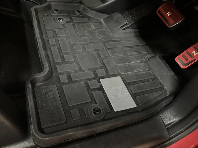 N−BOXカスタムLターボ/ホンダセンシング/9インチナビ/Bカメラ/クルコンホンダセンシング/9インチナビ/バックカメラ/ステアリングスイッチ/ETC/前後ドラレコ/クルーズコントロール/両側パワースライドドア/LEDヘッドライト/アルミホイール/オートエアコン/キーフリー(大阪府)の中古車