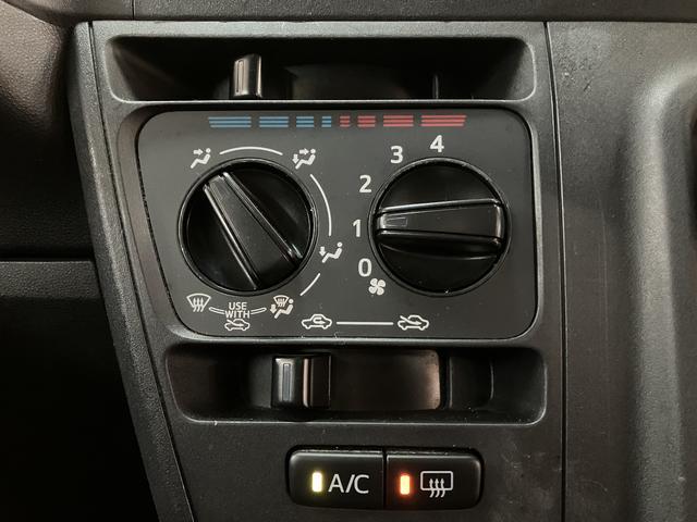 ハイゼットカーゴＤＸ　ＳＡIII／１年間走行距離無制限保証／ナビ／ＥＴＣ１年間走行距離無制限保証付き／ナビゲーション／ＥＴＣ／前席パワーウインドー／ＬＥＤヘッドライト／スモークガラス／キーレスエントリー／スマートアシスト／アイドリングストップ／オートマチックハイビーム（大阪府）の中古車