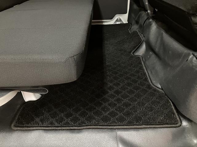 ハイゼットカーゴＤＸ　ＳＡIII／１年間走行距離無制限保証／ナビ／ＥＴＣ１年間走行距離無制限保証付き／ナビゲーション／ＥＴＣ／前席パワーウインドー／ＬＥＤヘッドライト／スモークガラス／キーレスエントリー／スマートアシスト／アイドリングストップ／オートマチックハイビーム（大阪府）の中古車