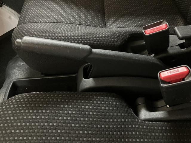 ハイゼットカーゴＤＸ　ＳＡIII／１年間走行距離無制限保証／ナビ／ＥＴＣ１年間走行距離無制限保証付き／ナビゲーション／ＥＴＣ／前席パワーウインドー／ＬＥＤヘッドライト／スモークガラス／キーレスエントリー／スマートアシスト／アイドリングストップ／オートマチックハイビーム（大阪府）の中古車