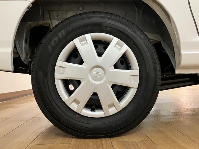 ハイゼットカーゴクルーズ/R8年式/走行0.5万km/9インチDA/BカメラR8年式/走行0.5万km/9インチディスプレイオーディオ/バックカメラ/ETC/前後ドラレコ/電動格納ミラー/前席パワーウインドー/LEDヘッドライト・フォグランプ/クリアランスソナー/キーフリー(大阪府)の中古車