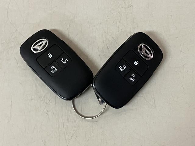 タントＸリミテッド／届出済未使用車／Ｒ８年式／走行５ｋｍ／Ｂカメラ届出済未使用車／Ｒ８年式／走行５ｋｍ／バックカメラ対応車／ステアリングスイッチ／前席シートヒーター／電動パーキングブレーキ／両側パワースライドドア／ＬＥＤヘッドライト／オートエアコン／キーフリー（大阪府）の中古車