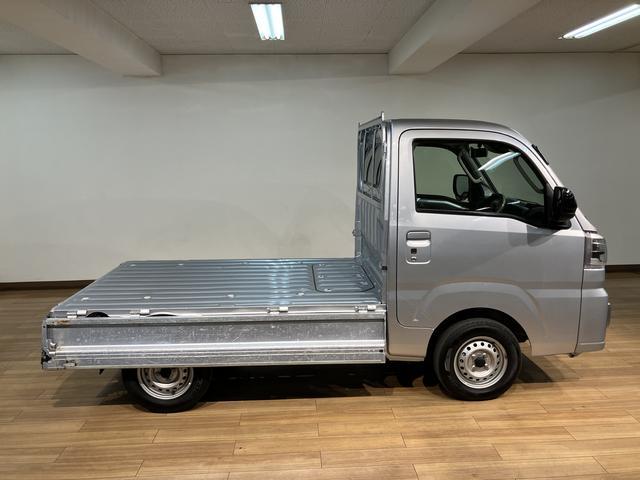 ハイゼットトラックEXT/LEDヘッドライト・フォグ/電格ミラー/キーフリー保証継承/CVT車/CDチューナー/ETC/LEDヘッドライト・フォグ/キーフリー/電動格納ミラー/パワーウィンドー/オートライト/作業灯/スマートアシスト/クリアランスソナー/エアコン/パワステ(大阪府)の中古車