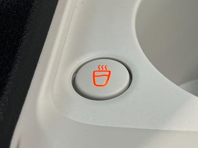 ムーヴキャンバスストライプスＧ　両側電動スライドドア　ＬＥＤ　届出済未使用車衝突被害軽減ブレーキ　コーナーセンサー　バックカメラ（ナビ装着時用）　両側電動スライドドア　前席シートヒーター　電動パーキングブレーキ　ＬＥＤ　オートライト　オートエアコン　スマートキー　エコアイドル（滋賀県）の中古車