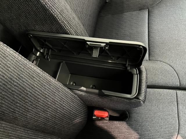 ムーヴＧ　フルセグナビ　バックカメラ　左側電動スライドドア　ＬＥＤ衝突被害軽減ブレーキ　コーナーセンサー　フルセグナビ　バックカメラ　ＤＶＤ再生　Ｂｌｕｅｔｏｏｔｈ　ＵＳＢ　左側電動スライドドア　ＬＥＤ　オートライト　オートエアコン　電動パーキングブレーキ（滋賀県）の中古車