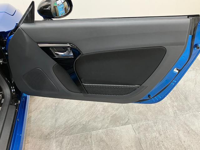 コペンＧＲスポーツ　フルセグナビ　レカロシート　ＢＢＳアルミＧＲ専用サスペンション　フルセグナビ　ＤＶＤ再生　Ｂｌｕｅｔｏｏｔｈ　ＵＳＢ　ドラレコ　ＭＯＭＯ製ハンドル　レカロシート　ＢＢＳ製アルミ　パドルシフト　シートヒーター　ＬＥＤ　オートエアコン　ターボ（滋賀県）の中古車