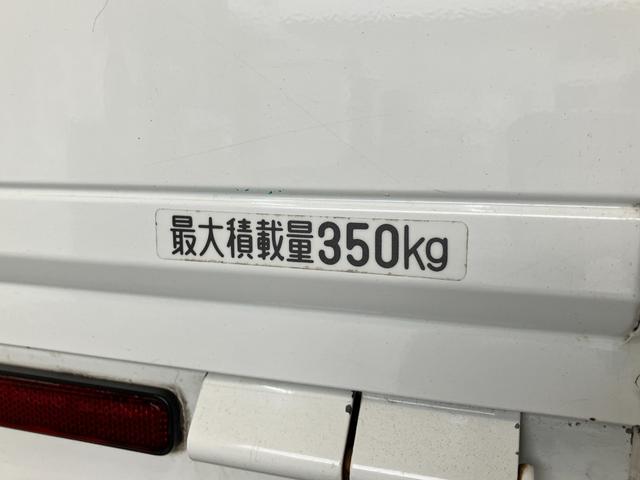 ハイゼットトラックスタンダード　２ＷＤ　５ＭＴ　ＡＭ／ＦＭラジオ５速マニュアルミッション車　ＡＭ／ＦＭラジオ　運転席エアバッグ　マニュアルエアコン　マニュアルレベリング　バッテリーカバー　ゲートプロテクター（滋賀県）の中古車