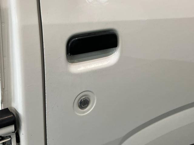 ハイゼットトラックスタンダード　２ＷＤ　５ＭＴ　ＡＭ／ＦＭラジオ５速マニュアルミッション車　ＡＭ／ＦＭラジオ　運転席エアバッグ　マニュアルエアコン　マニュアルレベリング　バッテリーカバー　ゲートプロテクター（滋賀県）の中古車