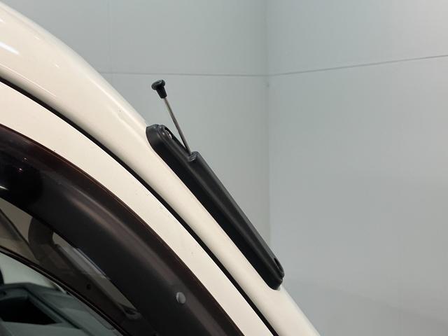 ハイゼットトラックスタンダード　２ＷＤ　５ＭＴ　ＡＭ／ＦＭラジオ５速マニュアルミッション車　ＡＭ／ＦＭラジオ　運転席エアバッグ　マニュアルエアコン　マニュアルレベリング　バッテリーカバー　ゲートプロテクター（滋賀県）の中古車