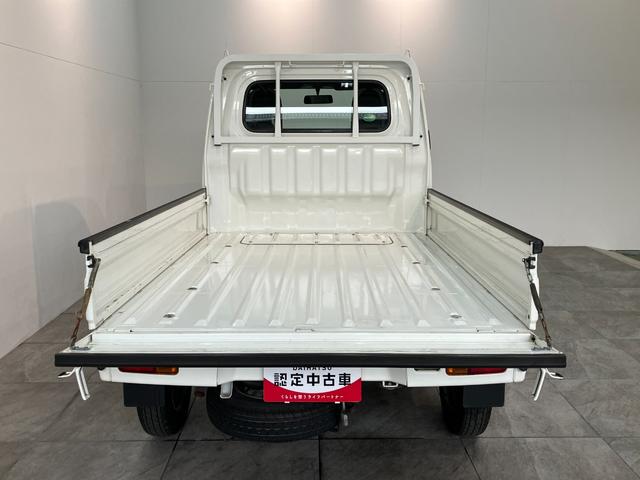 ハイゼットトラックスタンダード　２ＷＤ　５ＭＴ　ＡＭ／ＦＭラジオ５速マニュアルミッション車　ＡＭ／ＦＭラジオ　運転席エアバッグ　マニュアルエアコン　マニュアルレベリング　バッテリーカバー　ゲートプロテクター（滋賀県）の中古車