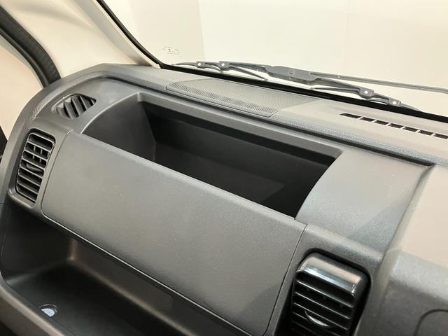 ハイゼットトラックスタンダード　２ＷＤ　５ＭＴ　ＡＭ／ＦＭラジオ５速マニュアルミッション車　ＡＭ／ＦＭラジオ　運転席エアバッグ　マニュアルエアコン　マニュアルレベリング　バッテリーカバー　ゲートプロテクター（滋賀県）の中古車