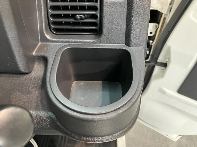 ハイゼットトラックスタンダード　２ＷＤ　５ＭＴ　ＡＭ／ＦＭラジオ５速マニュアルミッション車　ＡＭ／ＦＭラジオ　運転席エアバッグ　マニュアルエアコン　マニュアルレベリング　バッテリーカバー　ゲートプロテクター（滋賀県）の中古車