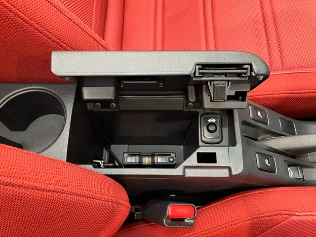 コペンローブ 5MT フルセグナビ ETC LED スマートキー電動オープンルーフ フルセグナビ DVD再生 Bluetooth ETC車載器 LEDヘッドライト シートヒーター オートエアコン スマートキー 5速マニュアルミッション車 ターボ(滋賀県)の中古車