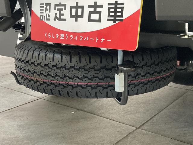 ハイゼットトラックＥＸＴ　４ＷＤ　ＣＶＴ　４枚リーフスプリング　届出済未使用車衝突被害軽減ブレーキ　コーナーセンサー　電子制御式４ＷＤ　ＣＶＴ　リヤ４枚リーフスプリング　スーパーデフロック　オートライト７マニュアルエアコン　マニュアルレベリング　スマートキー　エコアイドル（滋賀県）の中古車