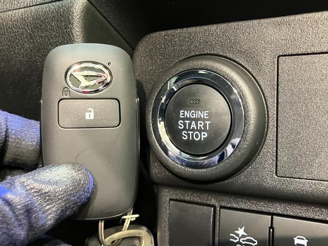 ハイゼットカーゴデッキバンＧ　４ＷＤ　届出済未使用車追突被害軽減ブレーキ　スマアシ　コーナーセンサー　スマートキー　両側スライドドア　パートタイム４ＷＤ（滋賀県）の中古車