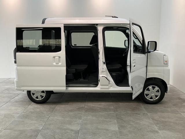 ハイゼットカーゴデッキバンＧ　４ＷＤ　届出済未使用車追突被害軽減ブレーキ　スマアシ　コーナーセンサー　スマートキー　両側スライドドア　パートタイム４ＷＤ（滋賀県）の中古車
