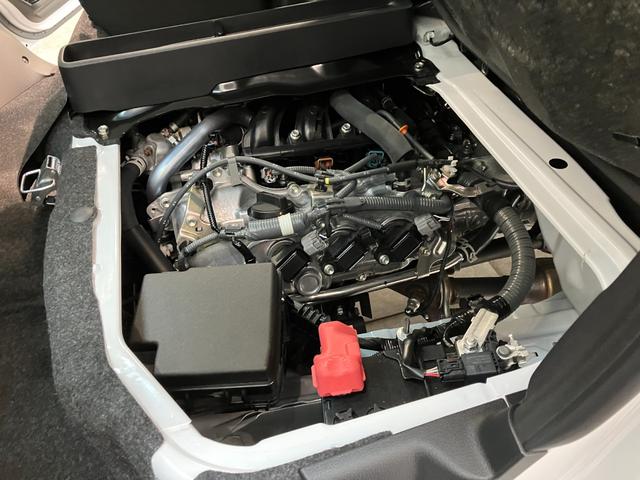 ハイゼットカーゴデッキバンＧ　４ＷＤ　届出済未使用車追突被害軽減ブレーキ　スマアシ　コーナーセンサー　スマートキー　両側スライドドア　パートタイム４ＷＤ（滋賀県）の中古車