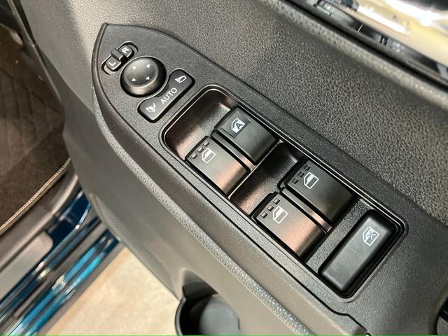 タントカスタムＸ衝突被害軽減ブレーキ　コーナーセンサー　バックカメラ（ナビ装着時用）　両側電動スライドドア　前席シートヒーター　電動パーキングブレーキ　ＬＥＤ　オートライト　オートエアコン　スマートキー　エコアイドル（滋賀県）の中古車